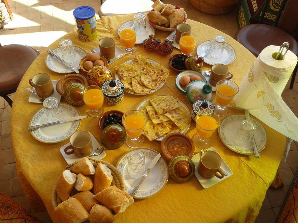 Maison Famille Tazi Фес Екстер'єр фото